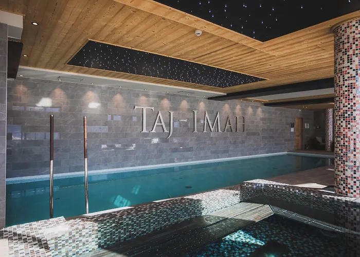 Hotel Taj-I Mah by Les Etincelles